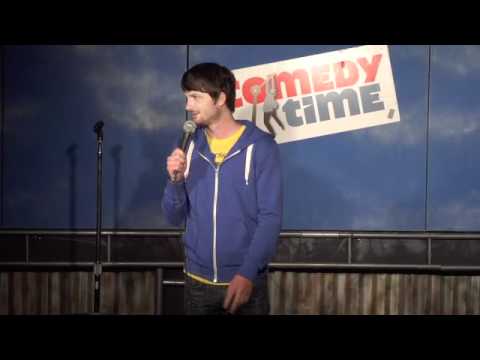 Comedy Time - Close Roommates (Stand Up Comedy)