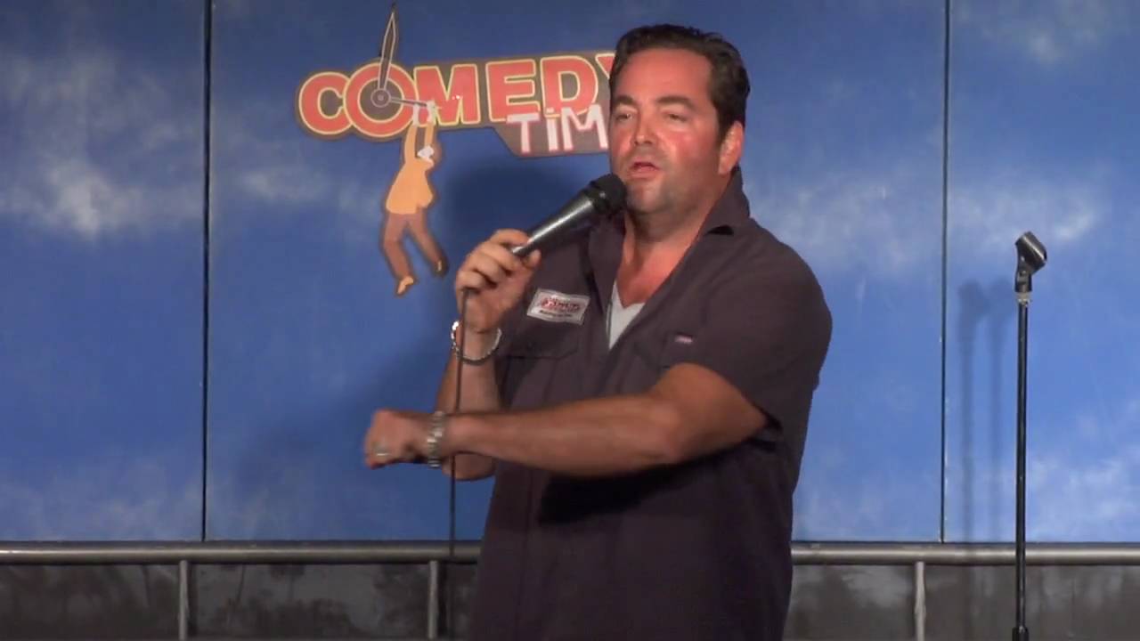 Comedy Time - Surviving North Hollywood